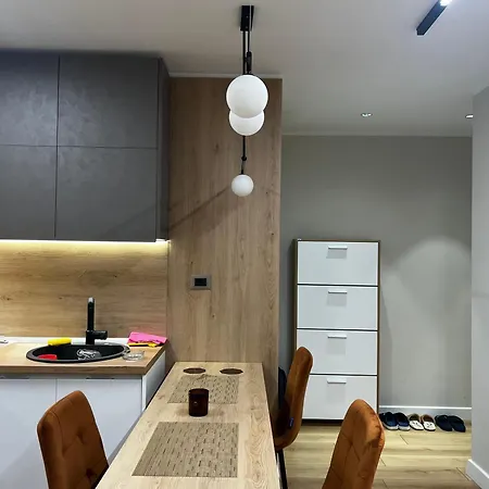 Urban Elderwood Haven Apartamento Tirana